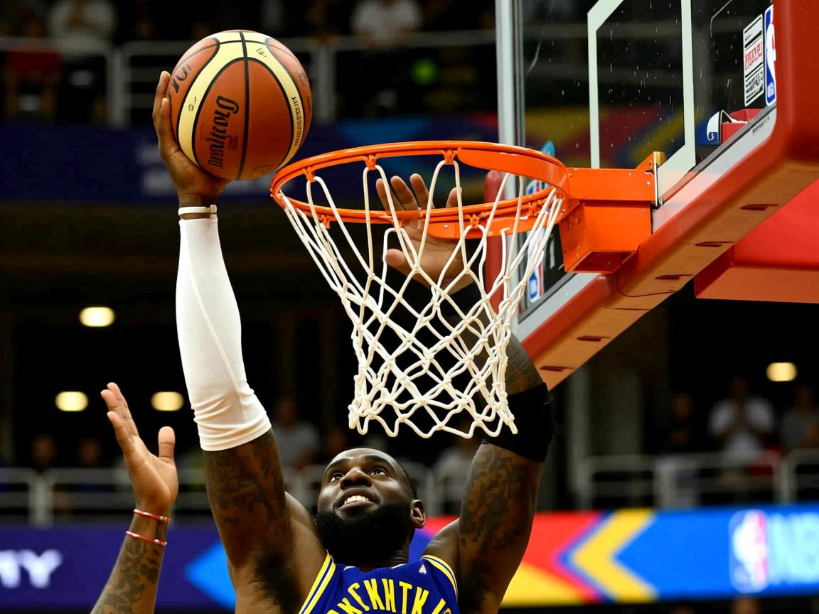 开云体育app入口-巴黎圣日耳曼青训新星首次亮相，巴黎圣日耳曼训练  第3张